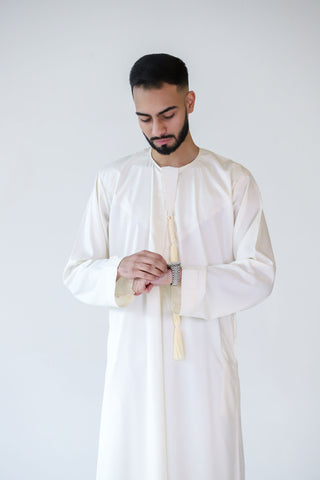 Cream Emarati Thobes